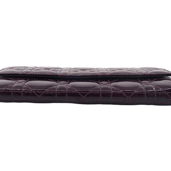 Lady Dior Wallet On Chain in patent purple. Elegant and Timeless! - Picture 5 of 8